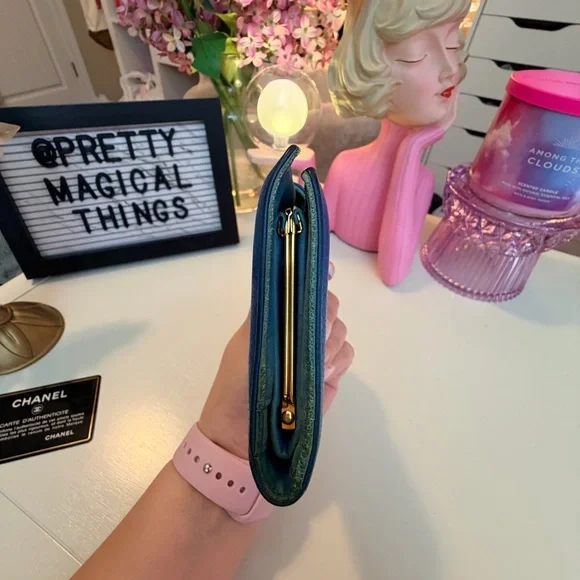 Vintage Chanel Bi-Fold Caviar Leather CC Wallet 1996-1997 Blue 💙 - Picture 4 of 13